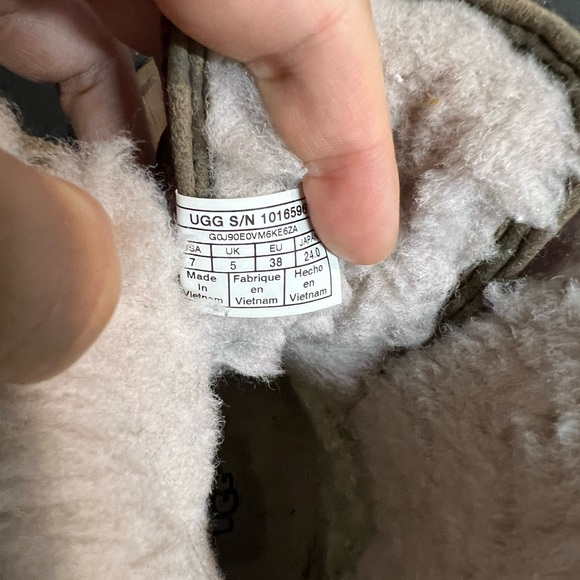 Ugg waterproof snow boots - Picture 3 of 5